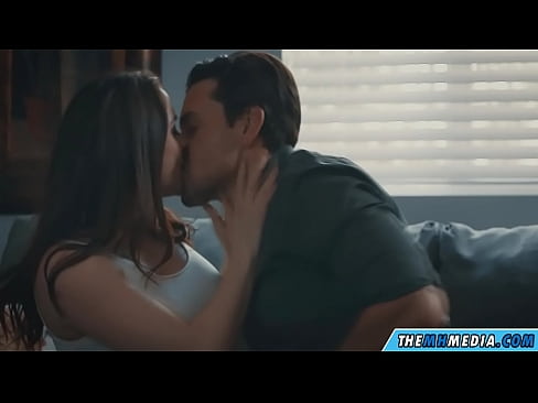 ❤️ Ρομαντικό σεξ με μια καλή μαμά με πλούσιο στήθος ☑ Πόρνο ❌️❤
